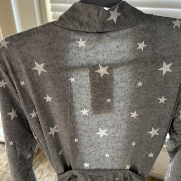 Lightweight Robe - Picture 7 of 8